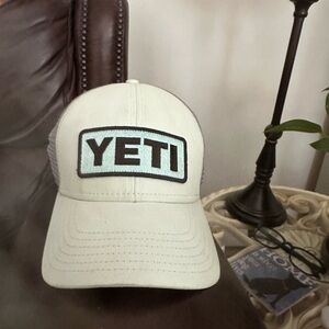 YETI light green n gray